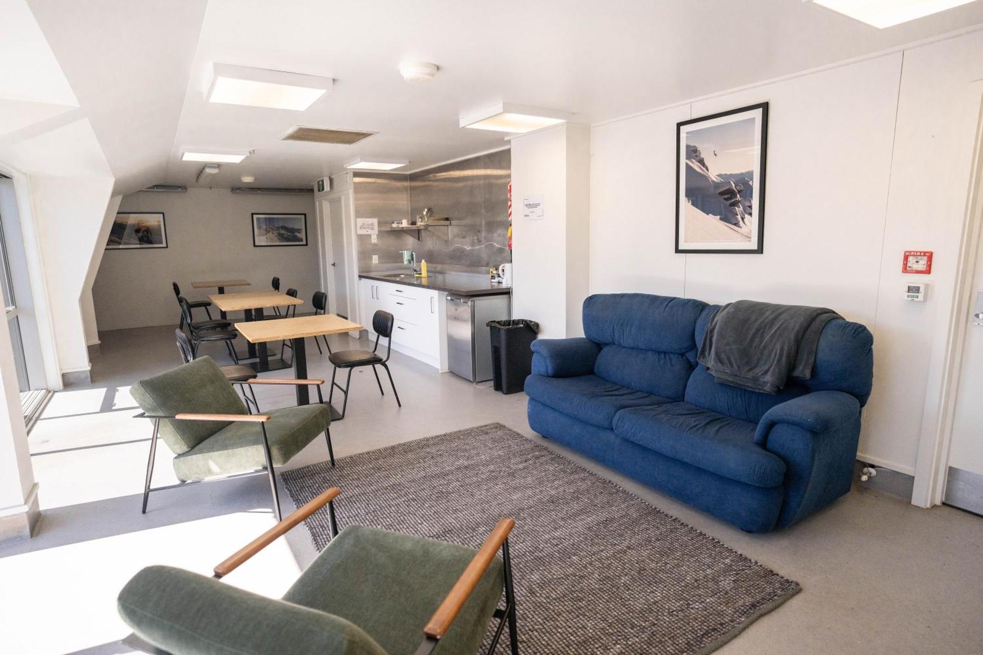 The Brownston Hostel Wanaka Dış mekan fotoğraf