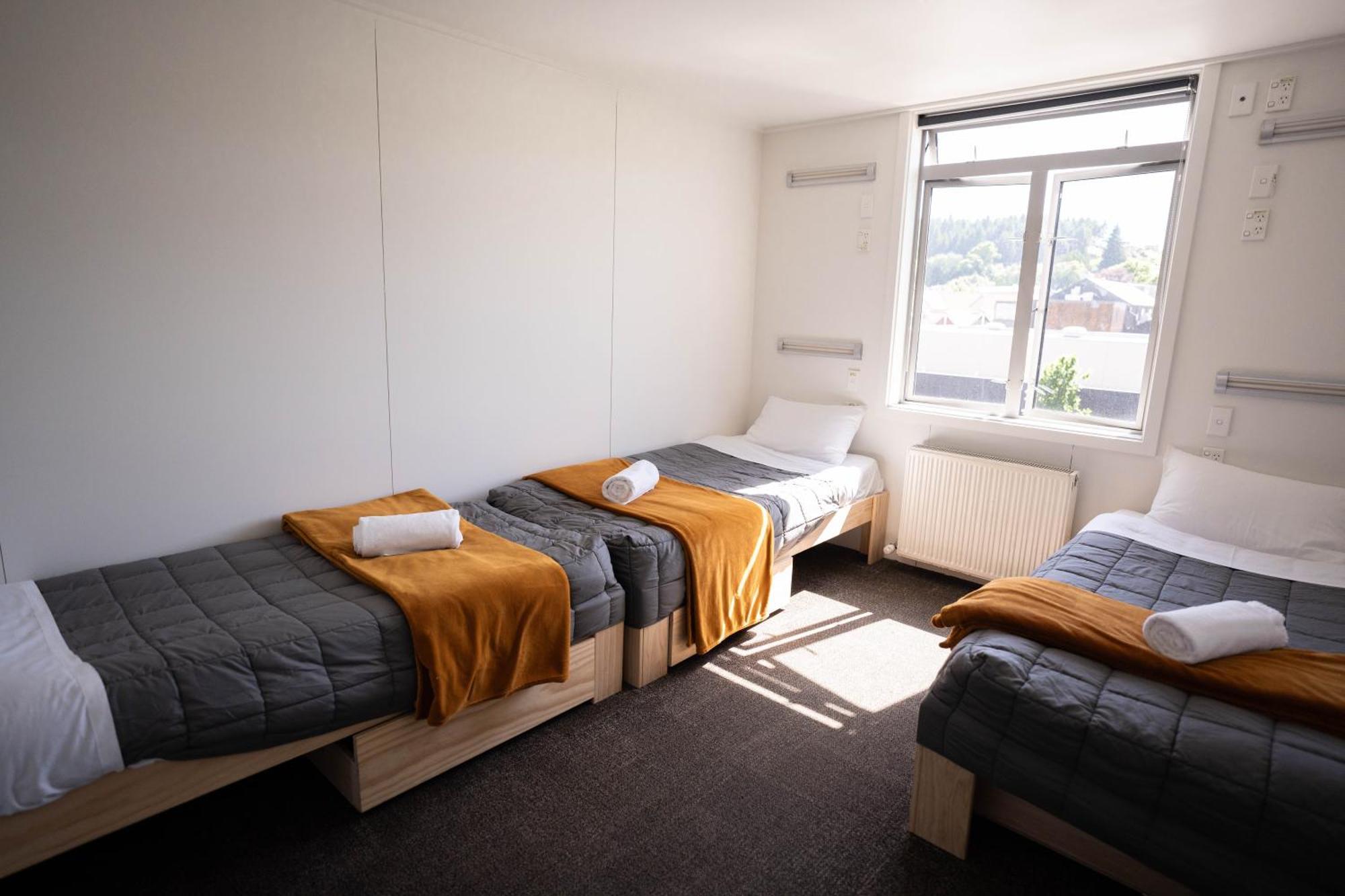 The Brownston Hostel Wanaka Dış mekan fotoğraf